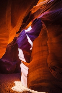 Lower Antelope Canyon A brief moment when saw light and no one was in front of me 