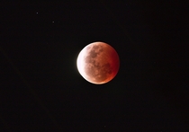 Lunar eclipse a few minutes before totality 