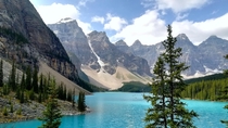 Made the trip to Moraine Lake Canada Some important tips for people looking to visit 
