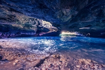 Mermaid Cave Oahu OC