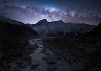 Milky Way rising over New Zealands Aoraki Dark Sky Reserve 