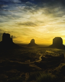 Monument Valley during sunet 