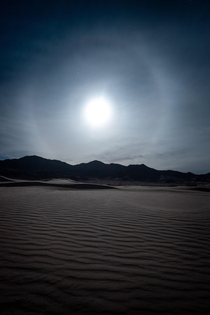 Moon halo Death Valley IG jamesliuu