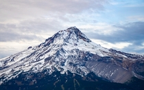 Mount Hood in all of her glory Oregon  noahwilskey