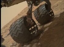 MSL wheels on Mars 