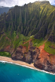 Napoli coast via helicopter Kauai 