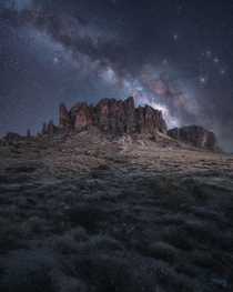 New moon Milky Way over the Superstition Mountains 