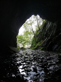 Nice little cave I found whilst venturing into the lake District 