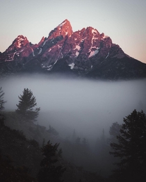 OC- Two of my favorite activities are photography and parkour Both pursuits help to inspire me to learn more about myself and the world This photo was taken in the Grand Tetons of Wyoming  x 