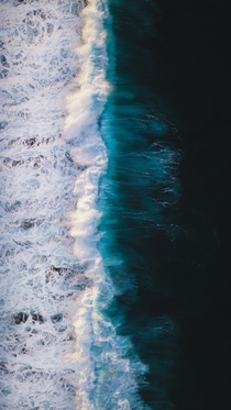 Ocean Wave Photo credit to Ivan Bandura 