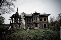 Old abandoned wooden house built bygones ago in the Kostroma region 