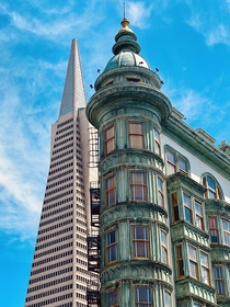 Old and the older - Columbus tower with the Transamerica Pyramid
