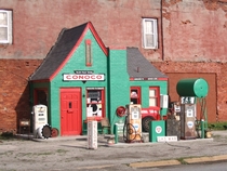 Old Conoco Station - Commerce Oklahoma 