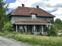 Old neglected home in Radford VA 