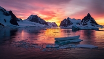 One of Antarcticas amazing sunset 