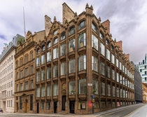 Oriel Chambers Liverpool UK Designed by Peter Ellis and built in  it is the worlds first building featuring a metal framed glass curtain wall