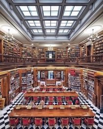 Palauet casades library in Barcelona x