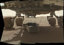 Perseverance Rover Drops its Debris Shield