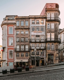Porto Elegant Decay