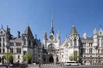 Royal Courts of Justice London Built in  