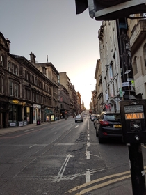Saw the recent post of Glasgow that people commented resembles San Francisco and reminded me of this picture taken in May  that somehow reminds me of SFs many slopey side streets