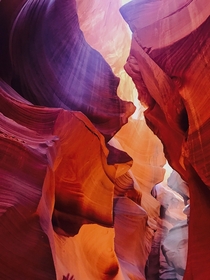 Spontaneous trip to Antelope Canyon was well worth the extra  hour drivex