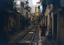 StreetRailway in Hanoi Photo Radoslaw Pujan 