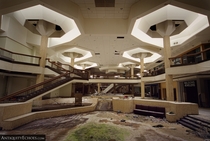 The Abandoned Randall Park Mall Once the Largest Mall on Earth 