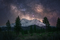 The best mountain  Milky Way - Shasta 