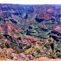 The biggest canyon in the Pacific Waimea Canyon on the Hawaiian island Kauai 