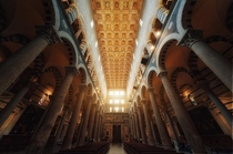 The coffered golden ceiling of the Pisa cathedral 