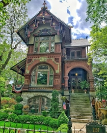 The Hermann Weinhardt House - Chicago Illinois USA - Victorian and Bavarian Gingerbread home designed by architect William Ohlhaber in 