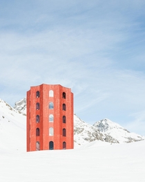 The m wooden Julier Theatre Tower on the top of the Julier Pass in Switzerland Walter Bieler Giovanni Netzer 