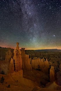 The Northern Arm of the Milky Way rises behind Thors Hammer in Bryce Canyon National Park Utah  Pic by Wayne Pinkston 