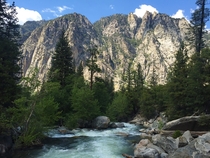 The Roaring River in Kings Canyon National Park 