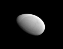 The Smooth Egg Moon of Saturn - Methone 