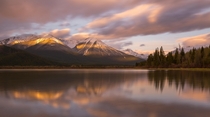 There are places in Banff other than Lake Louise with its crystal blue water Vermilion Lake Banff 