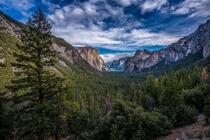 Tunnel View Yosemite  photo by Mark Cote