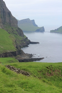 Unspoiled islands - Bur Faroe Islands 