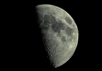 Using around  frames I captured my highest res moon photo yet