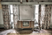 Vintage TV set left behind in a time capsule abandoned home in Quinte West