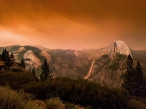 Yosemite looked absolutely apocalyptic yesterday  afternoon due to wildfires 